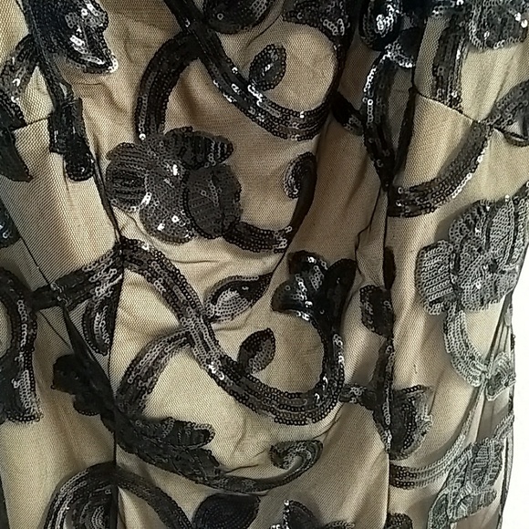 Sequins dress - Picture 2 of 4